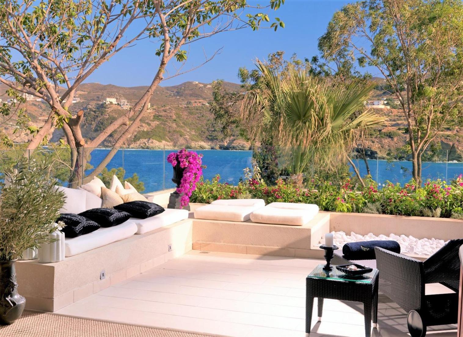 Resort Out Of The Blue &
