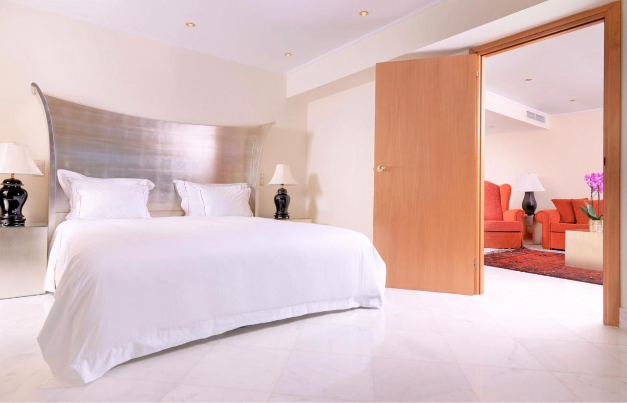 Resort Out Of The Blue & 5*