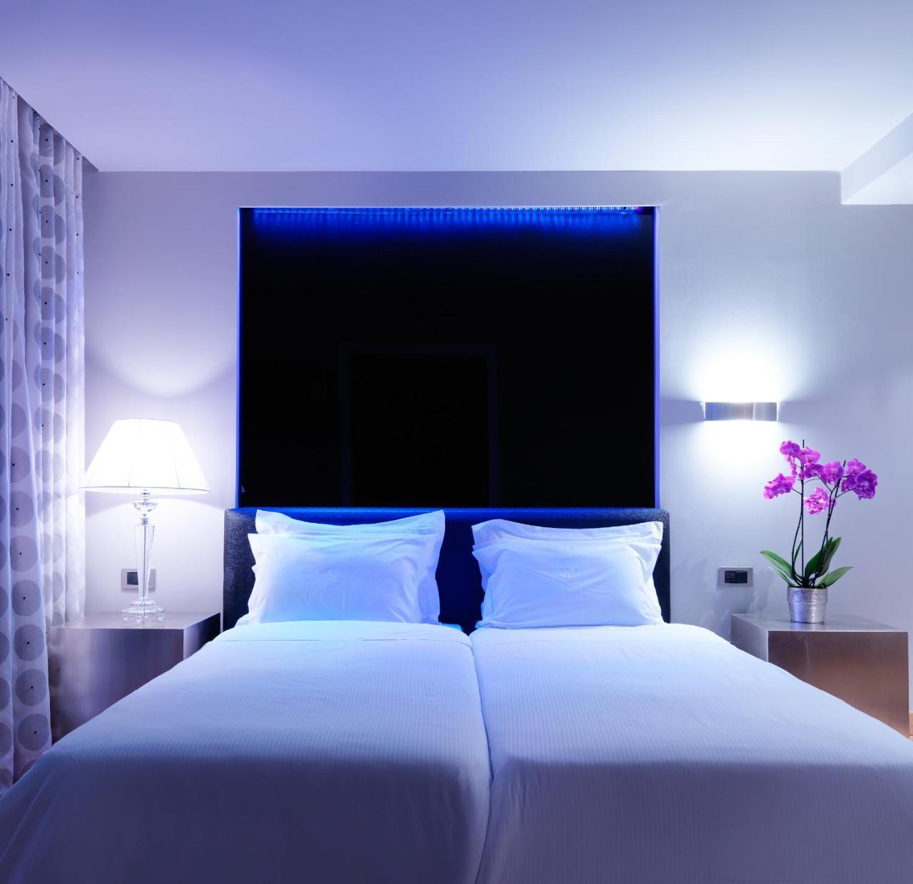 Resort Out Of The Blue &